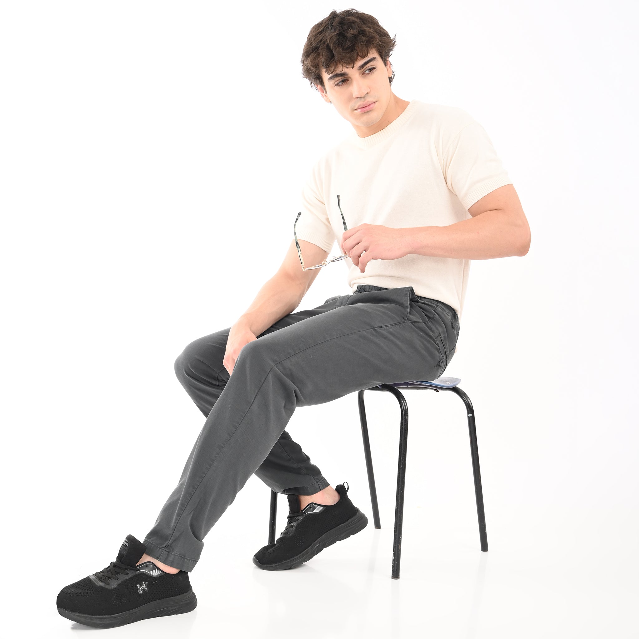 Ease Chino Pants - Snipes