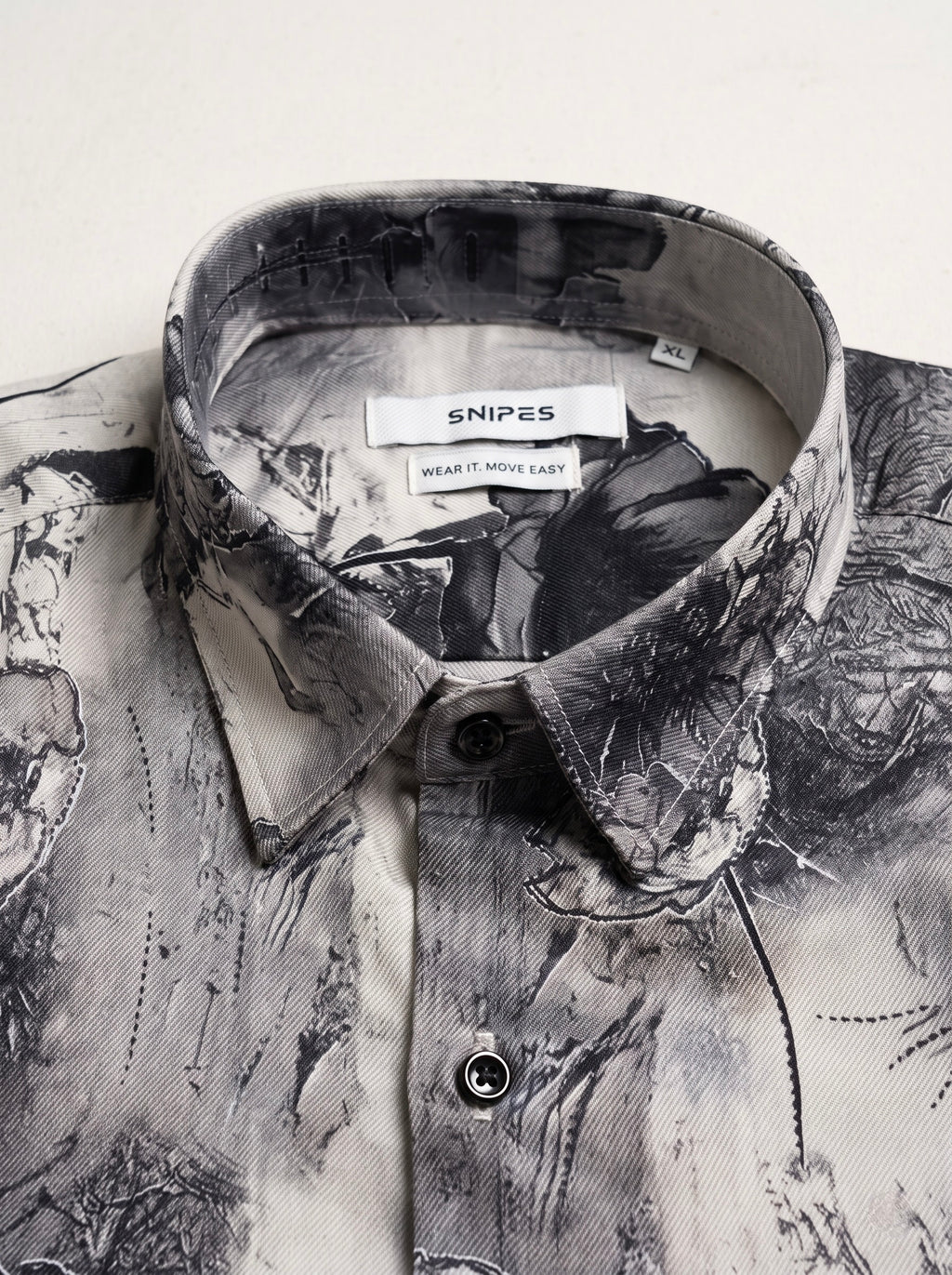 Men’s Abstract Floral Foil Print Full Sleeve Shirt