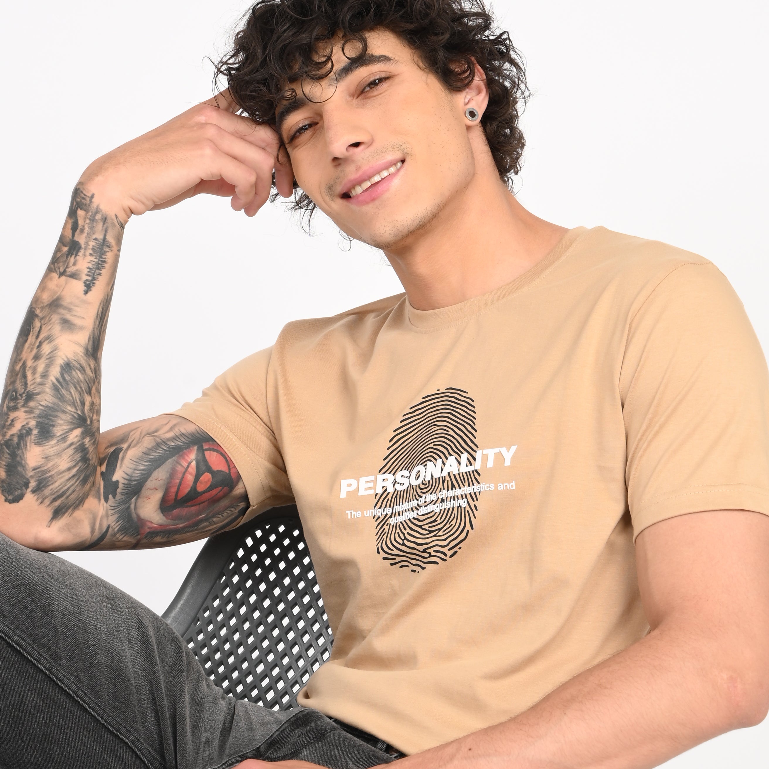 Beige Minimal Graphic T-Shirt - Snipes