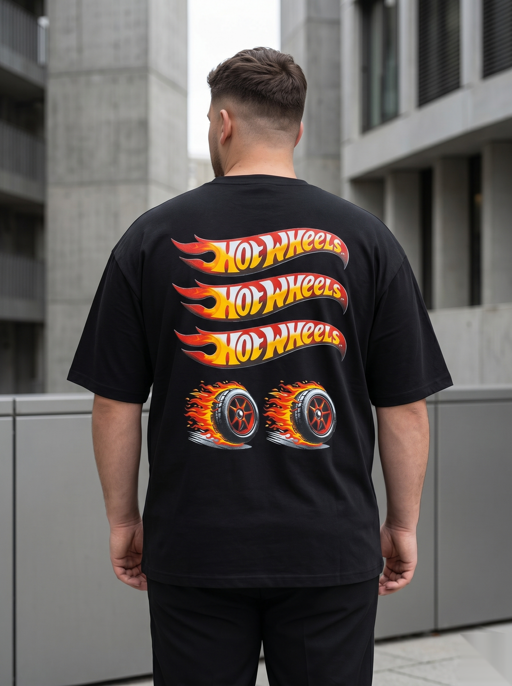 Snipes oversized backprint T-shirt featuring bold graphic design, relaxed fit, and casual style in a large size.