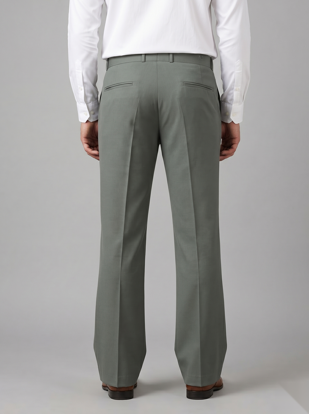 Snipes formal bootcut pants in dark fabric, shown hanging with a tailored fit and classic style for office or formal wear.