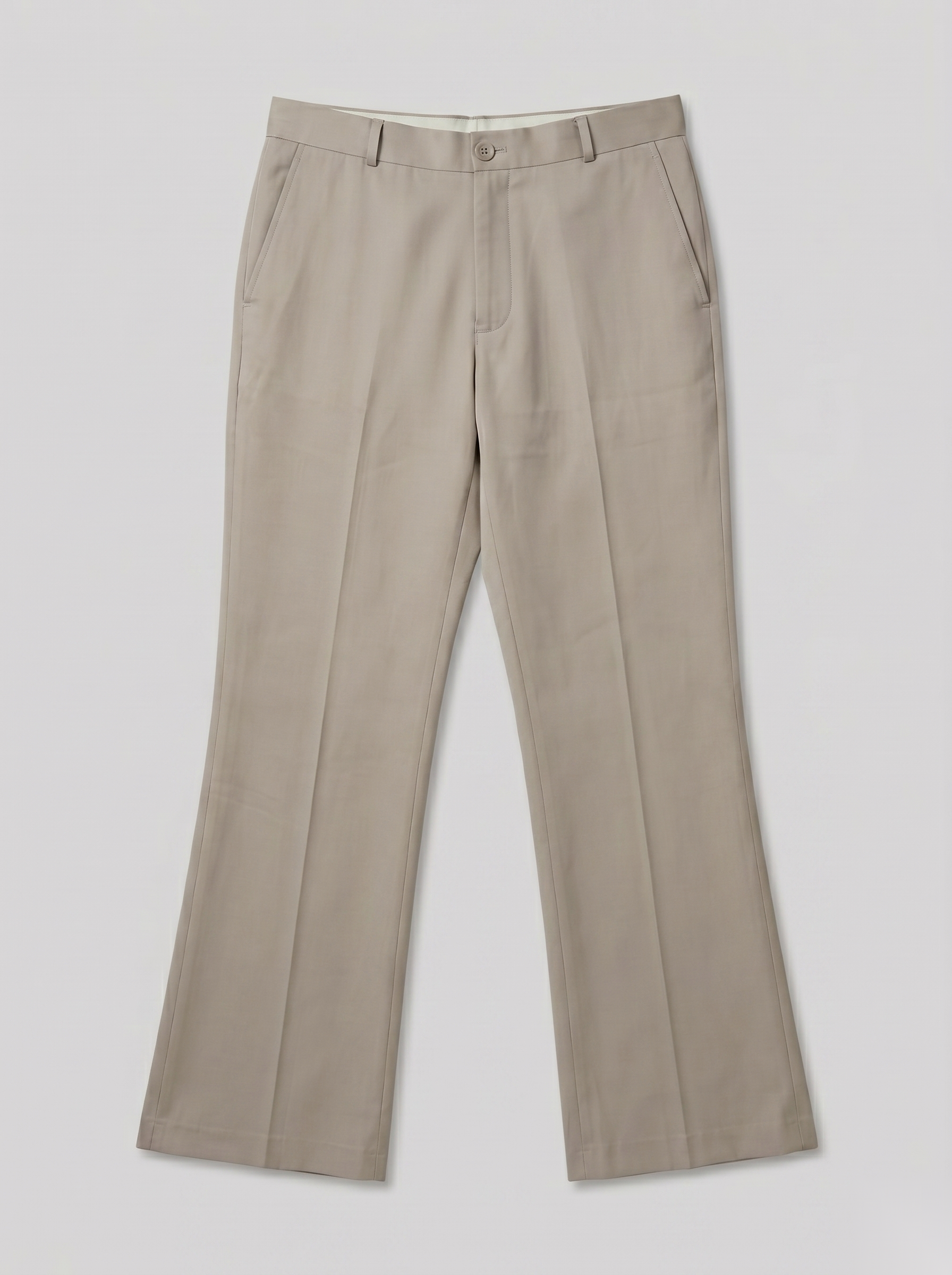 Snipes formal bootcut pants in dark fabric, tailored fit with a classic waistband and crease front for a polished look.
