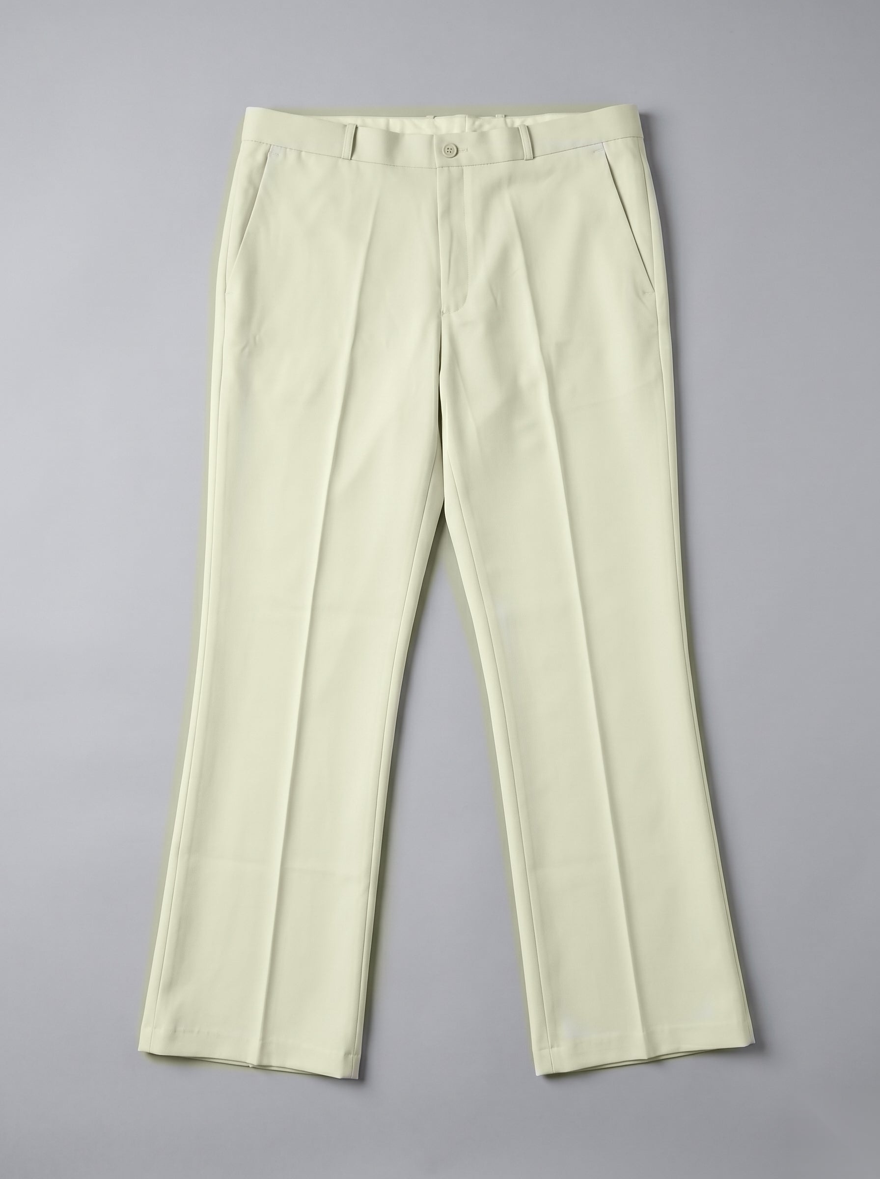Snipes formal bootcut pants in dark fabric, tailored fit with a professional style, suitable for office or formal occasions.