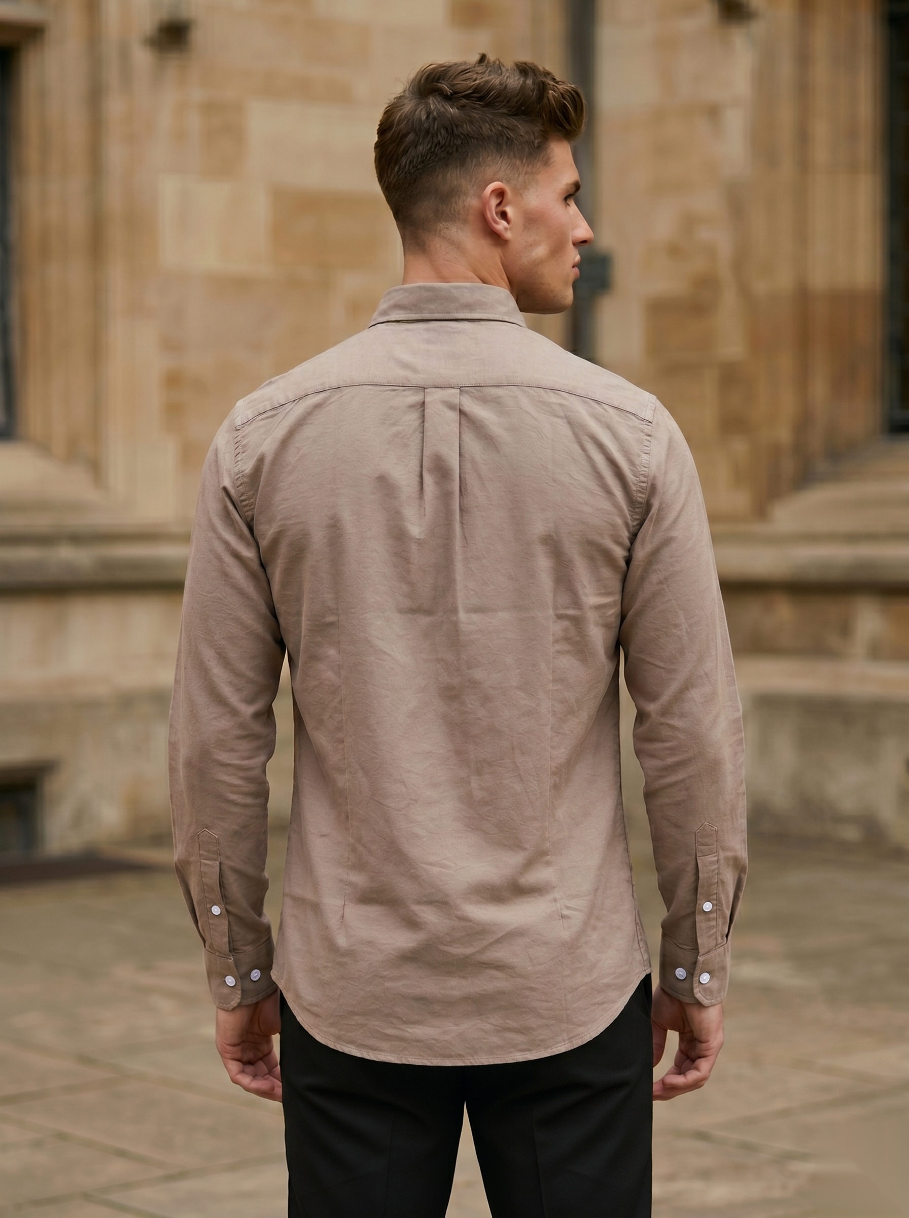 Snipes men's Oxford shirt with classic collar and button-down front, shown in a light blue fabric.