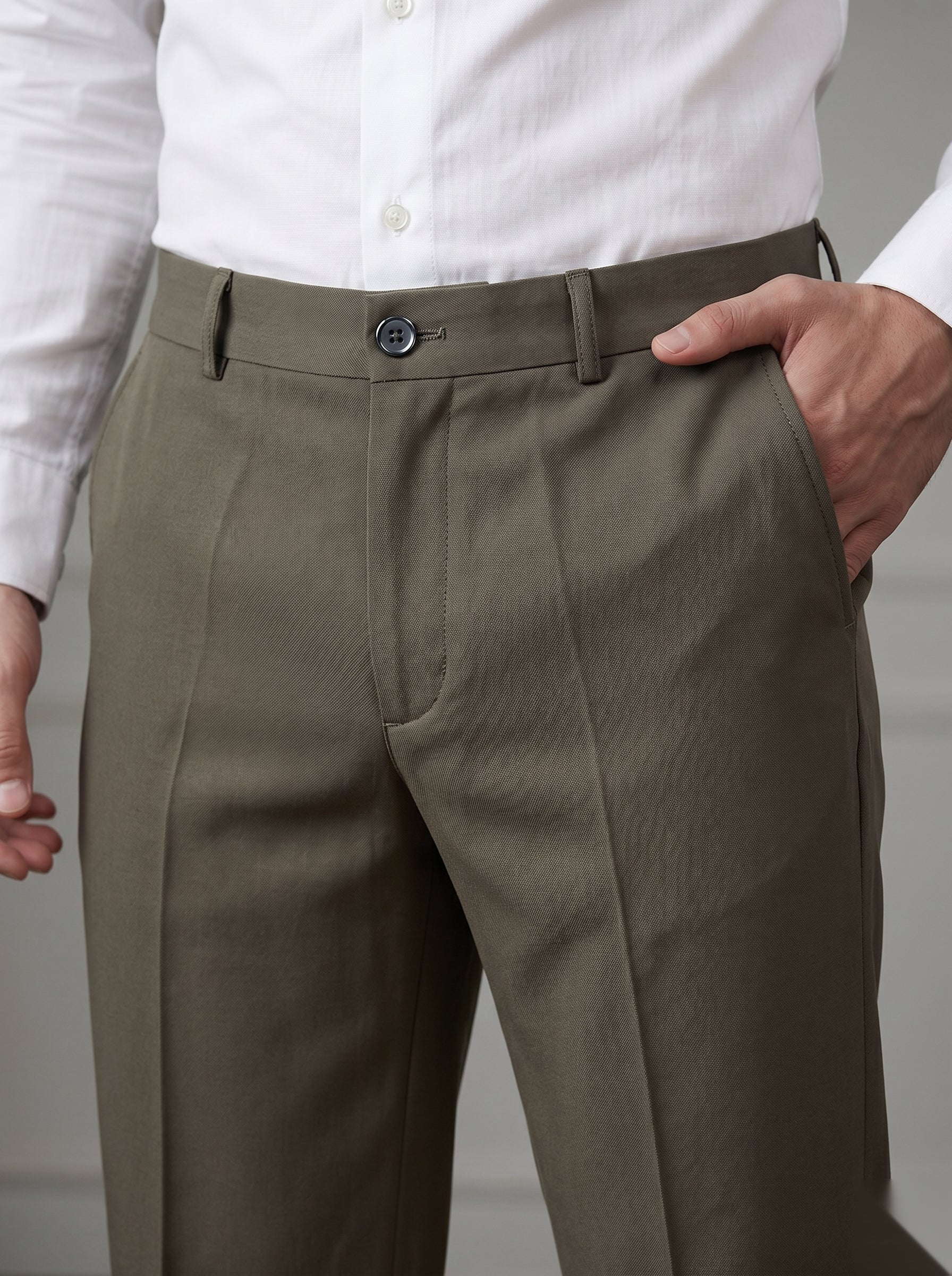 Snipes formal bootcut pants in dark fabric, showcasing the tailored fit and classic style suitable for professional attire.