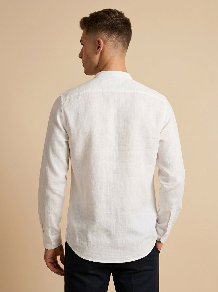 Linen Mandarin collar shirt from Snipes featuring a lightweight, breathable fabric and a classic collar design.