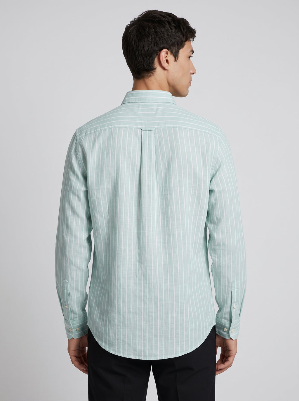 Men’s Linen Vertical-Striped Full-Sleeve Shirt