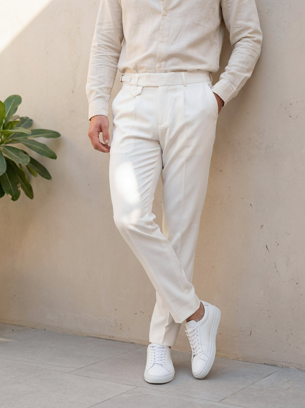 Snipes Gurkha formal pant in neutral fabric, tailored fit with belt loops, front and back pockets for professional style.