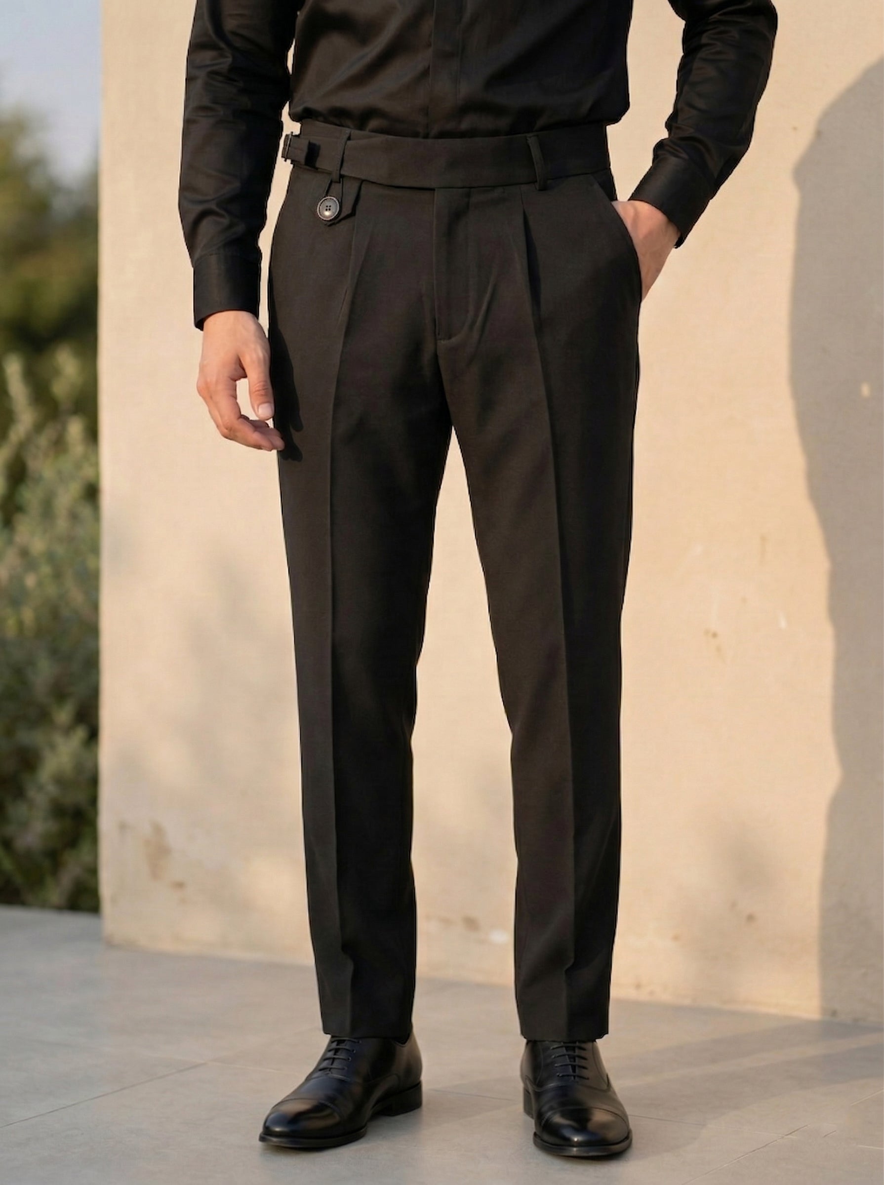 Dark navy Gurkha formal pant by Snipes, tailored fit with belt loops and front pockets, suitable for professional attire.