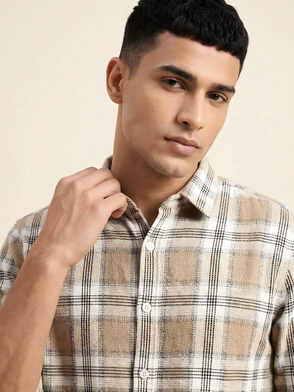 Snipes premium checked shirt with long sleeves and button-up front, featuring a stylish plaid pattern.