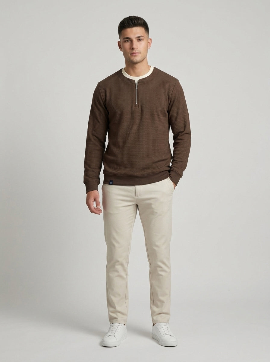 Men’s Textured Quarter-Zip Full-Sleeve Sweatshirt