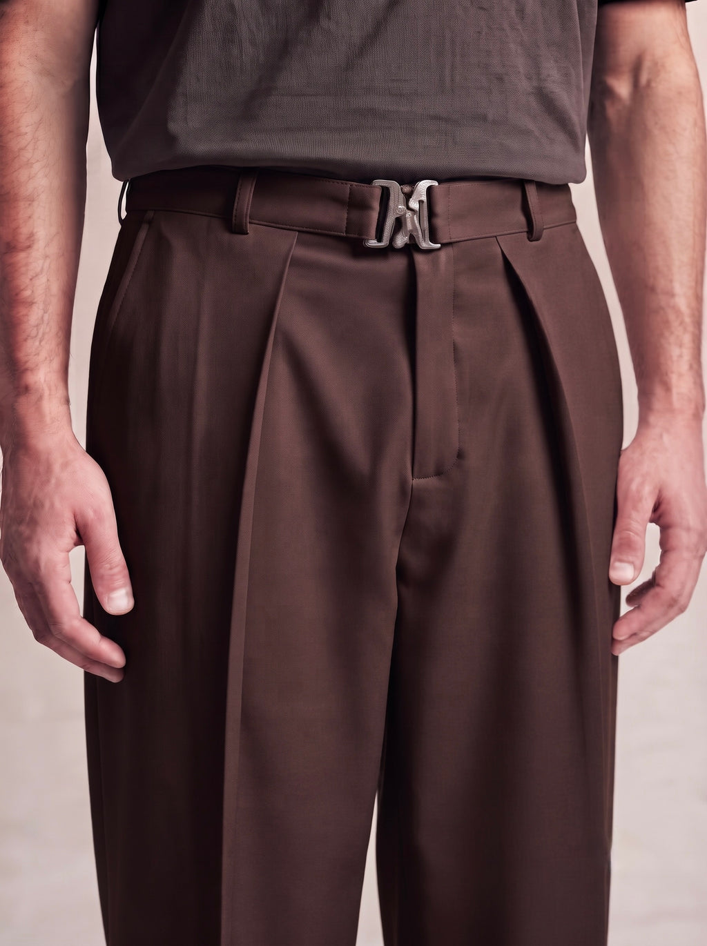 Men’s Korean-Style Pleated Wide-Leg Trousers