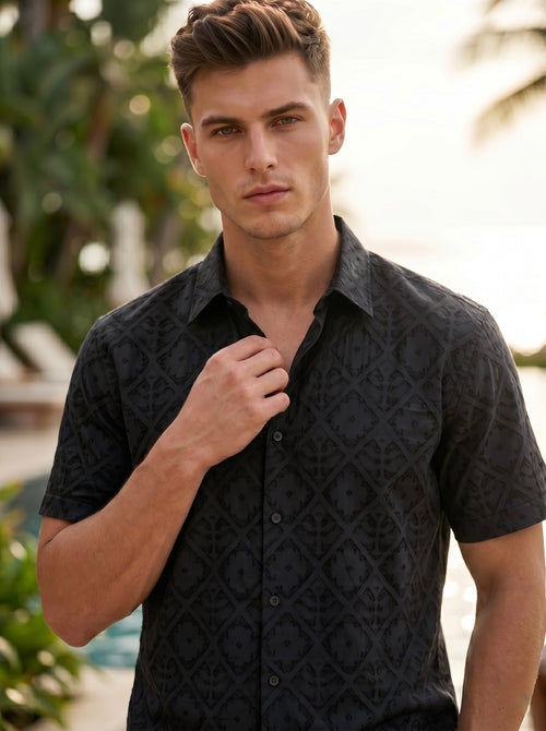 Diamond textured jacquard shirt by Snipes featuring a stylish pattern and classic collar, shown on a model.