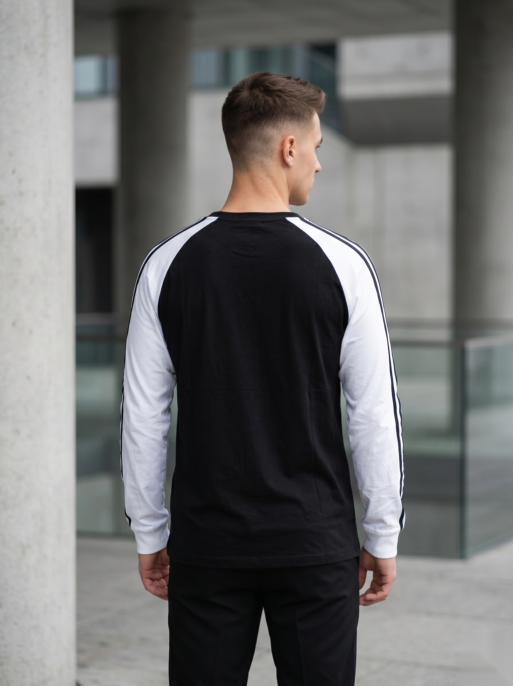 Graphic Printed F/S T-Shirt