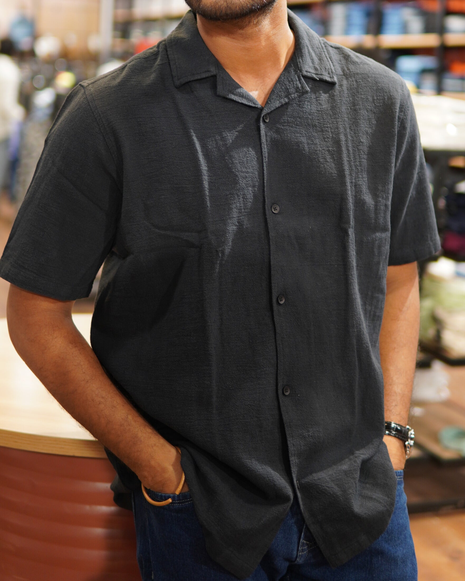 Cuban Collar Shirt - Black Secondary image