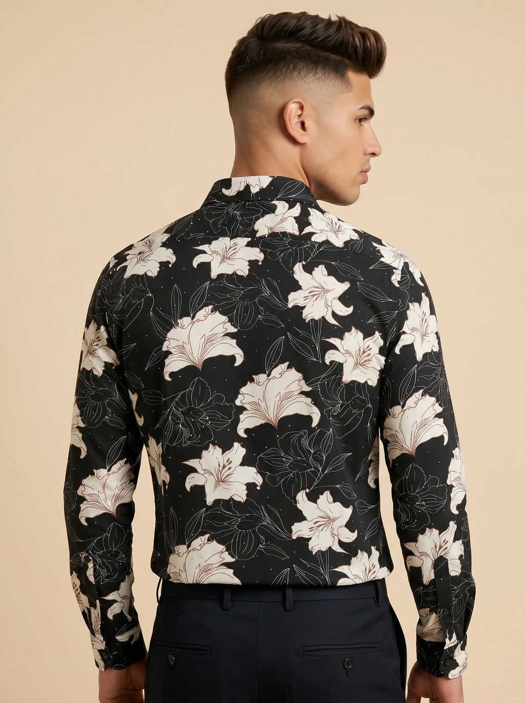 Stone printed shirt from Snipes featuring a stylish design, casual fit, and comfortable fabric, suitable for everyday wear.