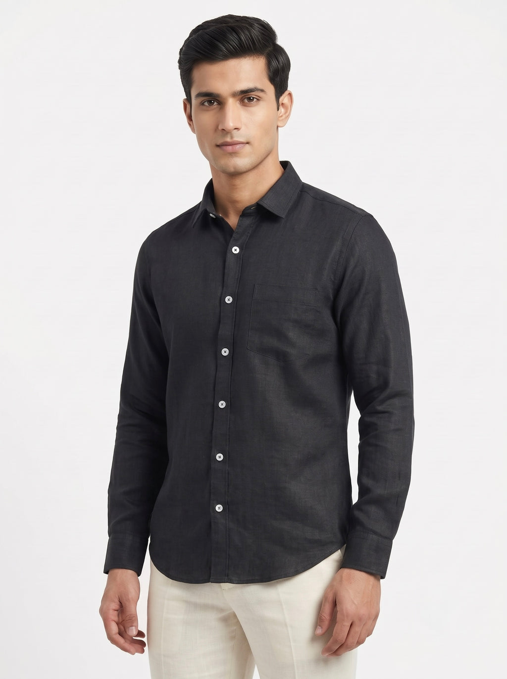 Men’s pure linen full sleeve casual shirt by Snipes, featuring a lightweight fabric, classic collar, and button-front design.