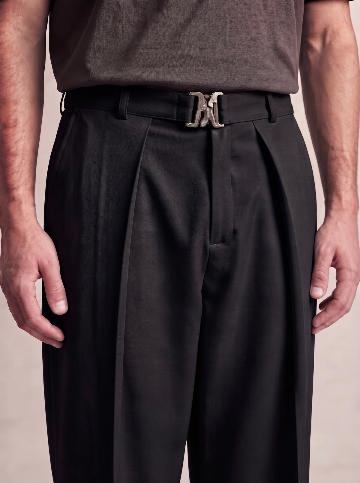 Men’s Korean-Style Pleated Wide-Leg Trousers