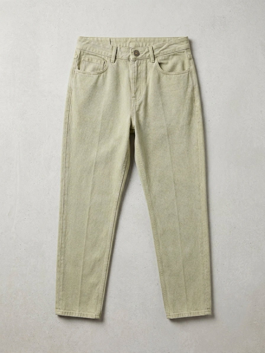 Snipes mom fit jeans, classic denim pants with a relaxed fit, showing front view and detailed stitching.