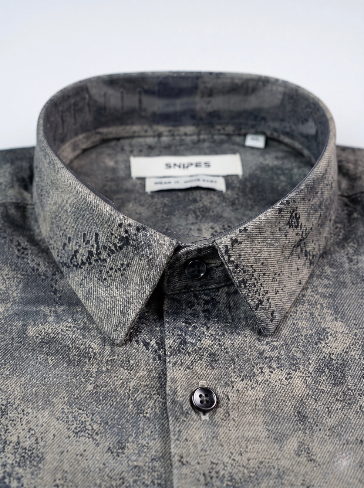 Men’s Smoky Abstract Foil Print Party Shirt