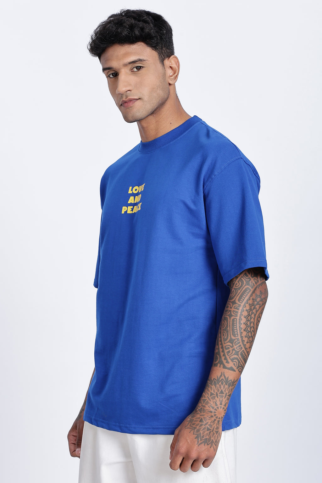 Love & Peace Graphic Oversized T-Shirt - Snipes