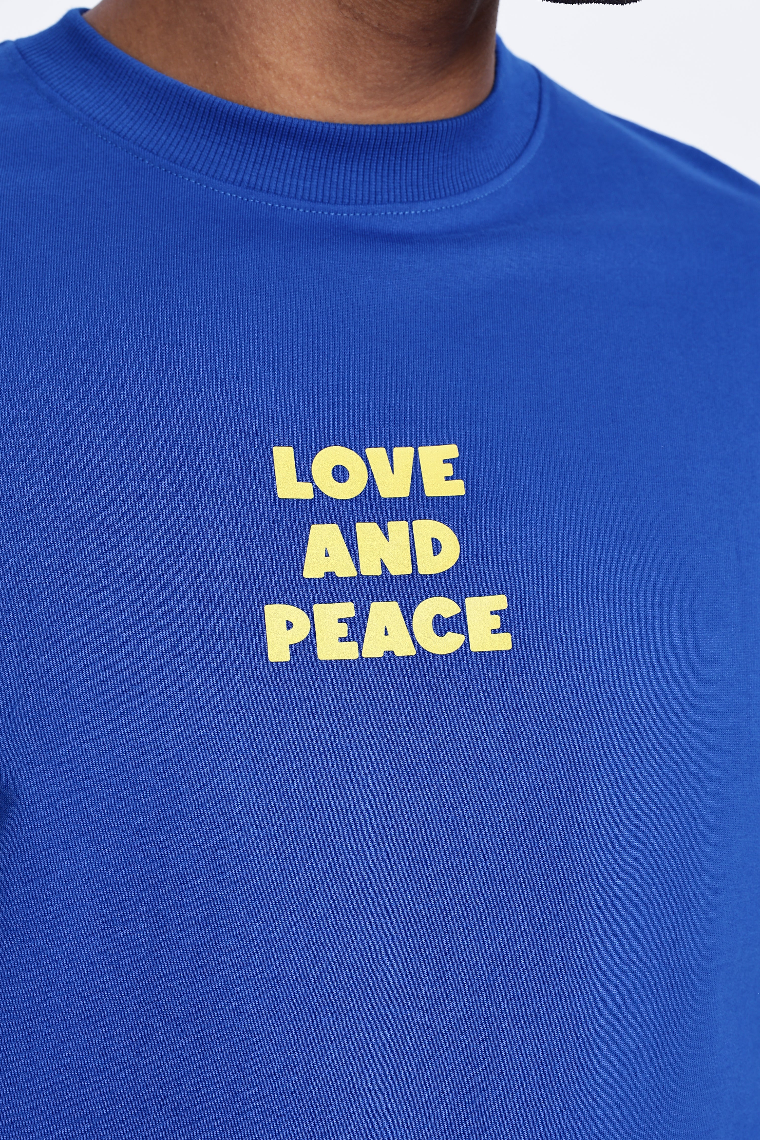 Love & Peace Graphic Oversized T-Shirt - Snipes