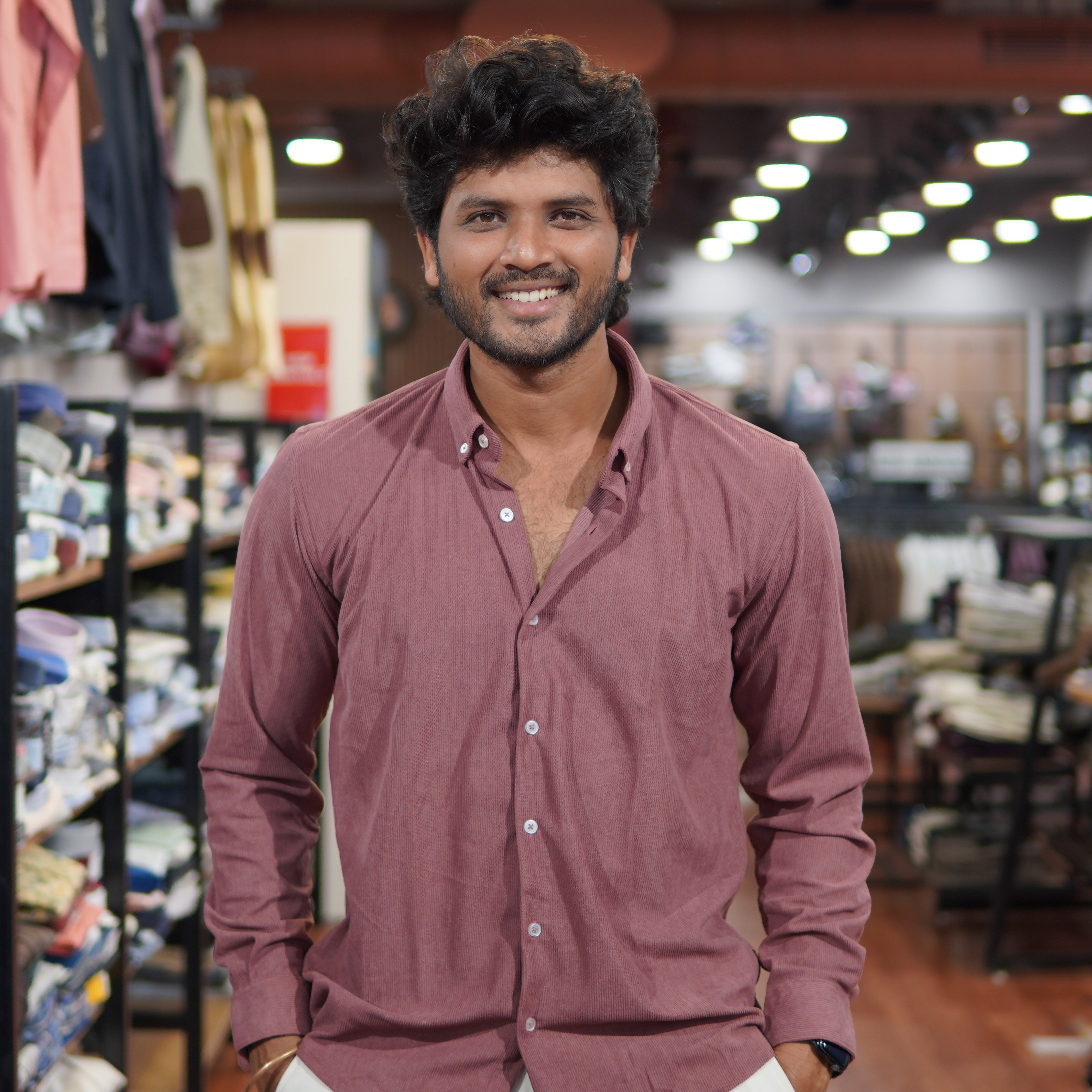 Snipes premium corduroy shirt in rich color, showcasing texture and button details on a flat lay surface.