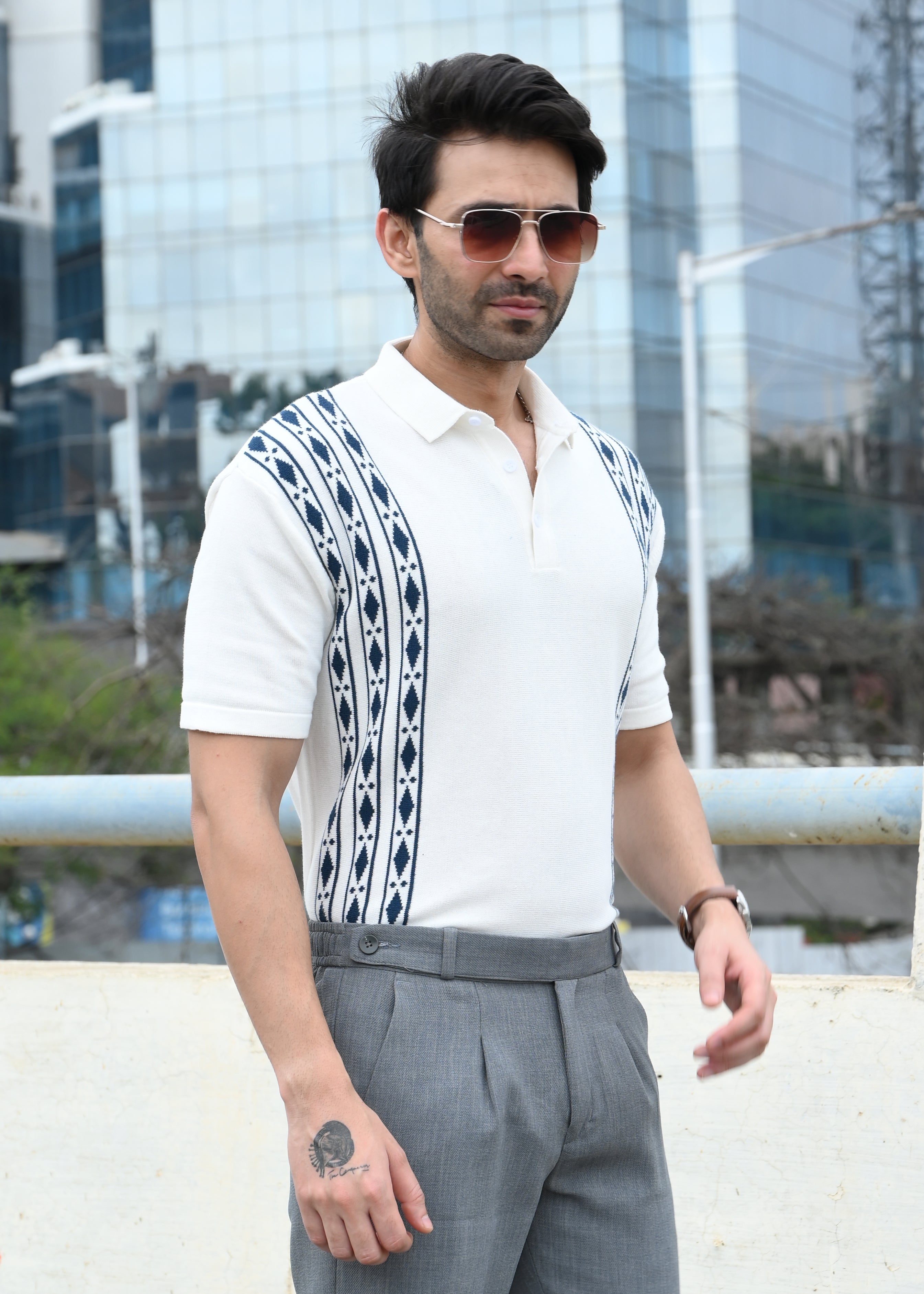 Geometric Stripe T-Shirt - White - Snipes