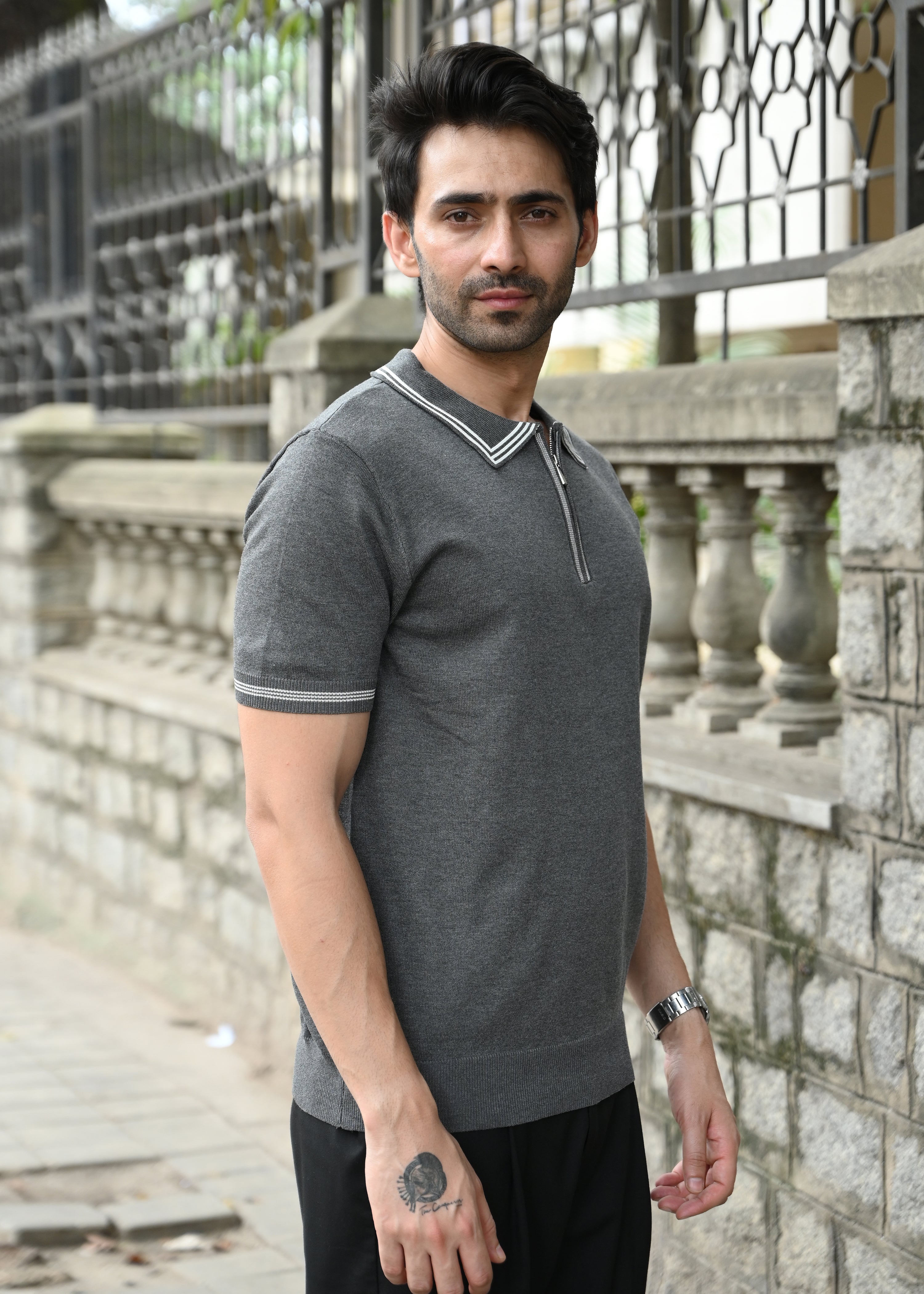 Half Sleeve Polo Zip T-Shirt - Grey - Snipes