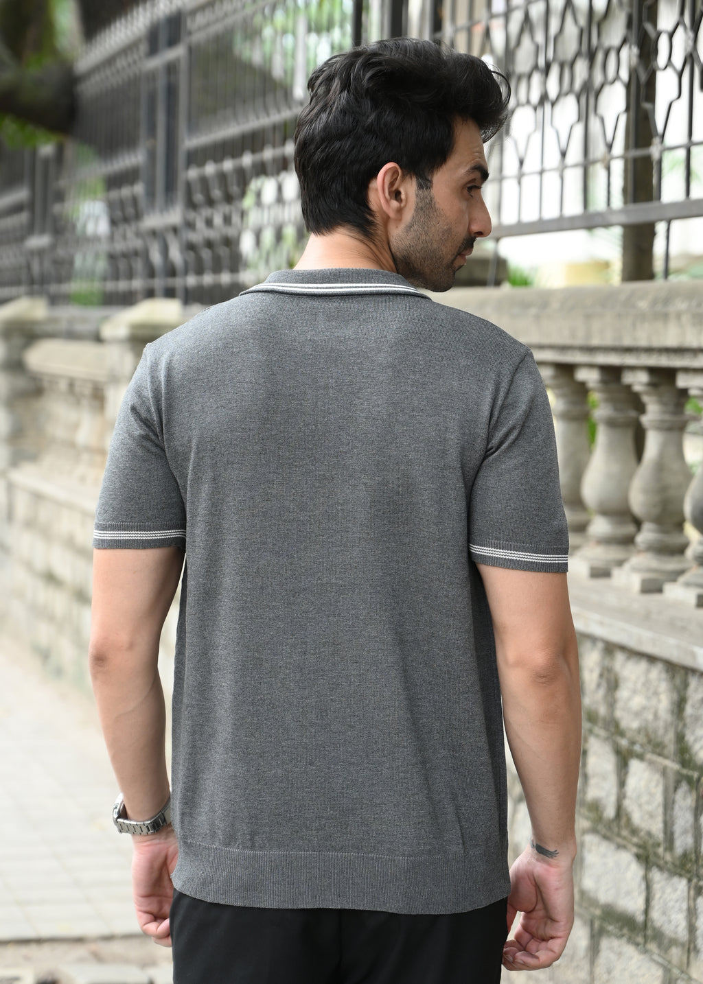 Half Sleeve Polo Zip T-Shirt - Grey - Snipes