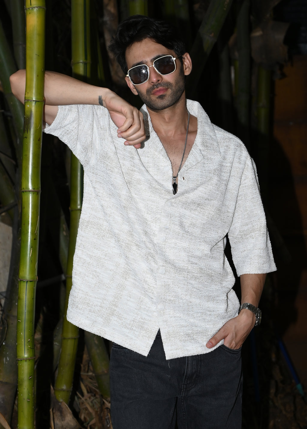 Textured Oversized Half-Sleeve Shirt - Beige - Snipes