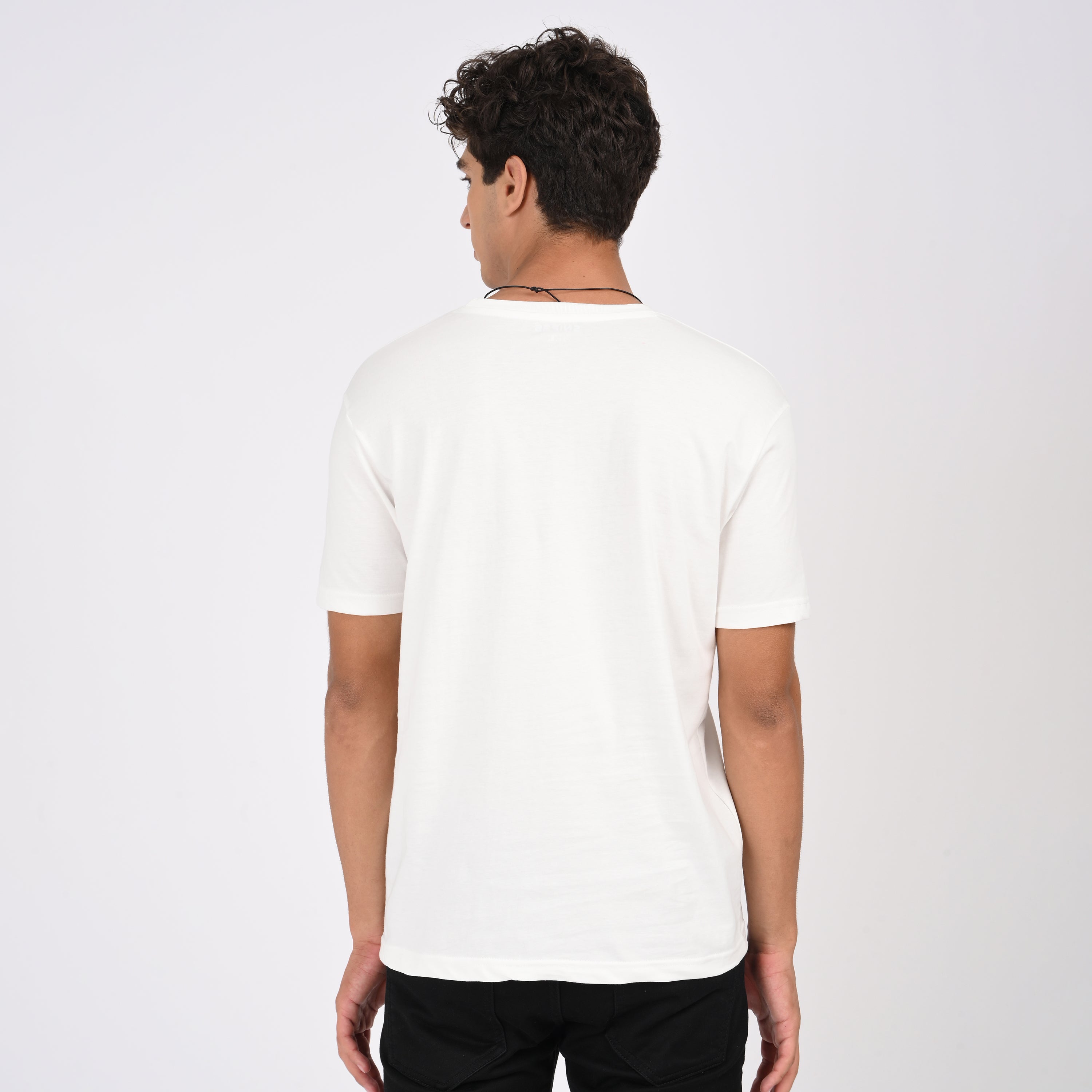 White Minimal Graphic T-Shirt - Snipes