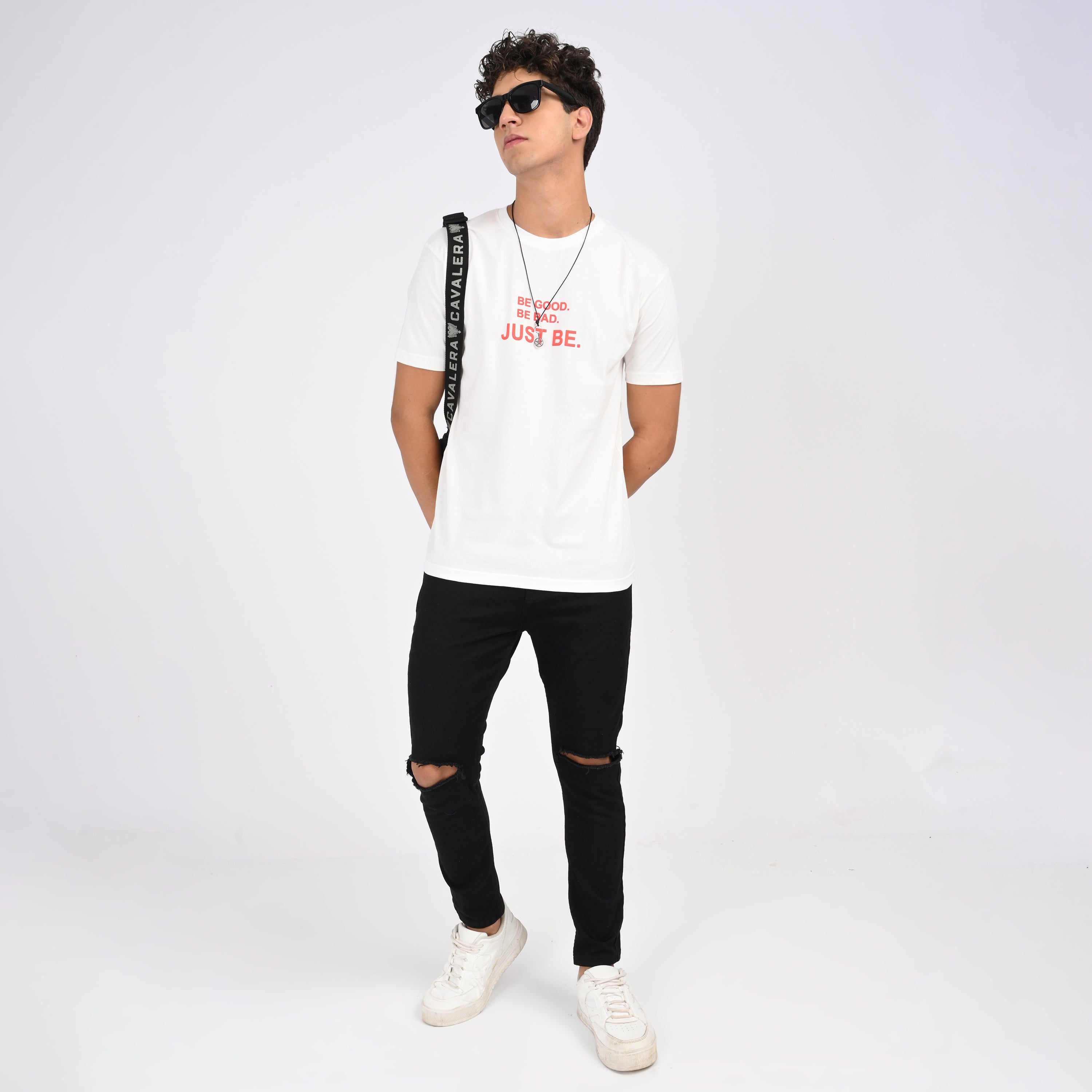White Minimal Graphic T-Shirt - Snipes