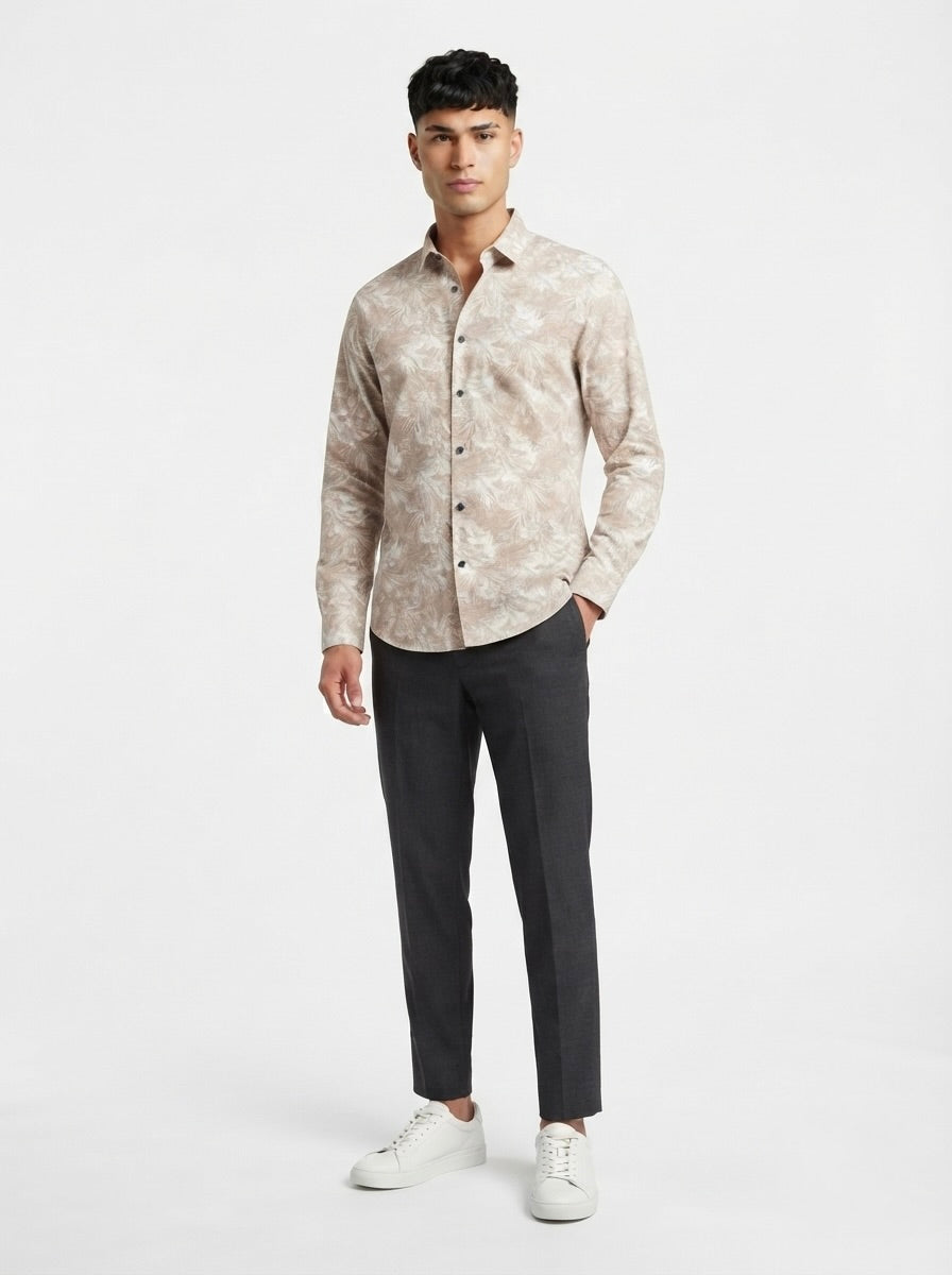 Men's botanical print full sleeve shirt by Snipes, featuring vibrant floral patterns on lightweight fabric.