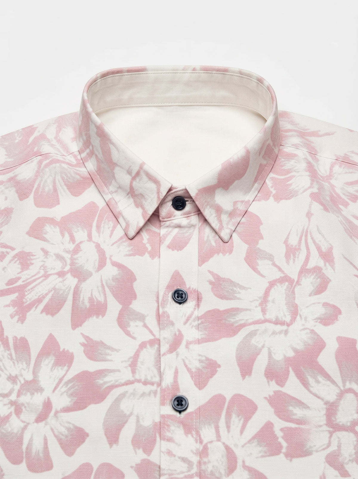 Men’s floral printed full sleeve shirt by Snipes featuring vibrant floral patterns and a classic collar.