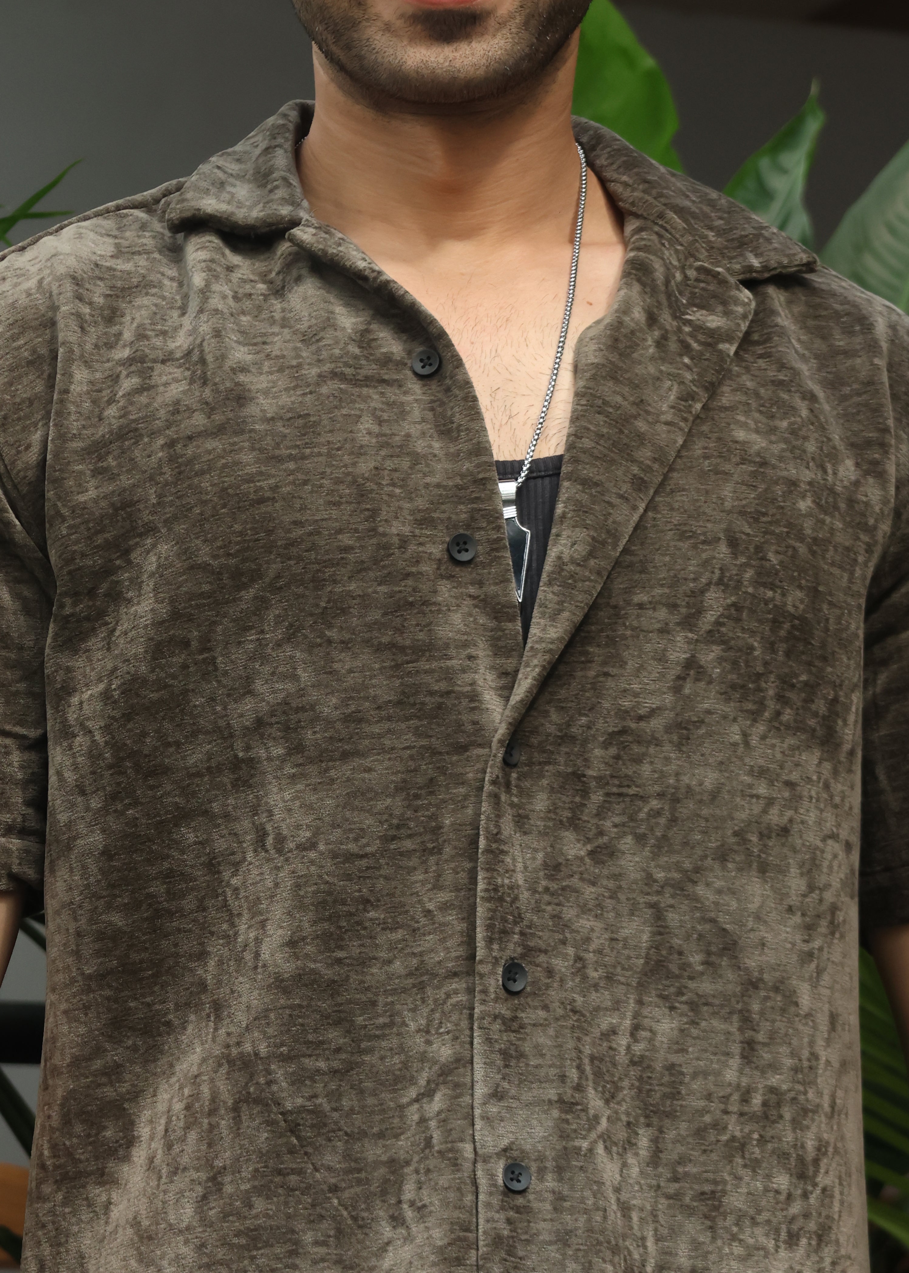 Velvet Half Sleeve Shirt - Olive Secondary image