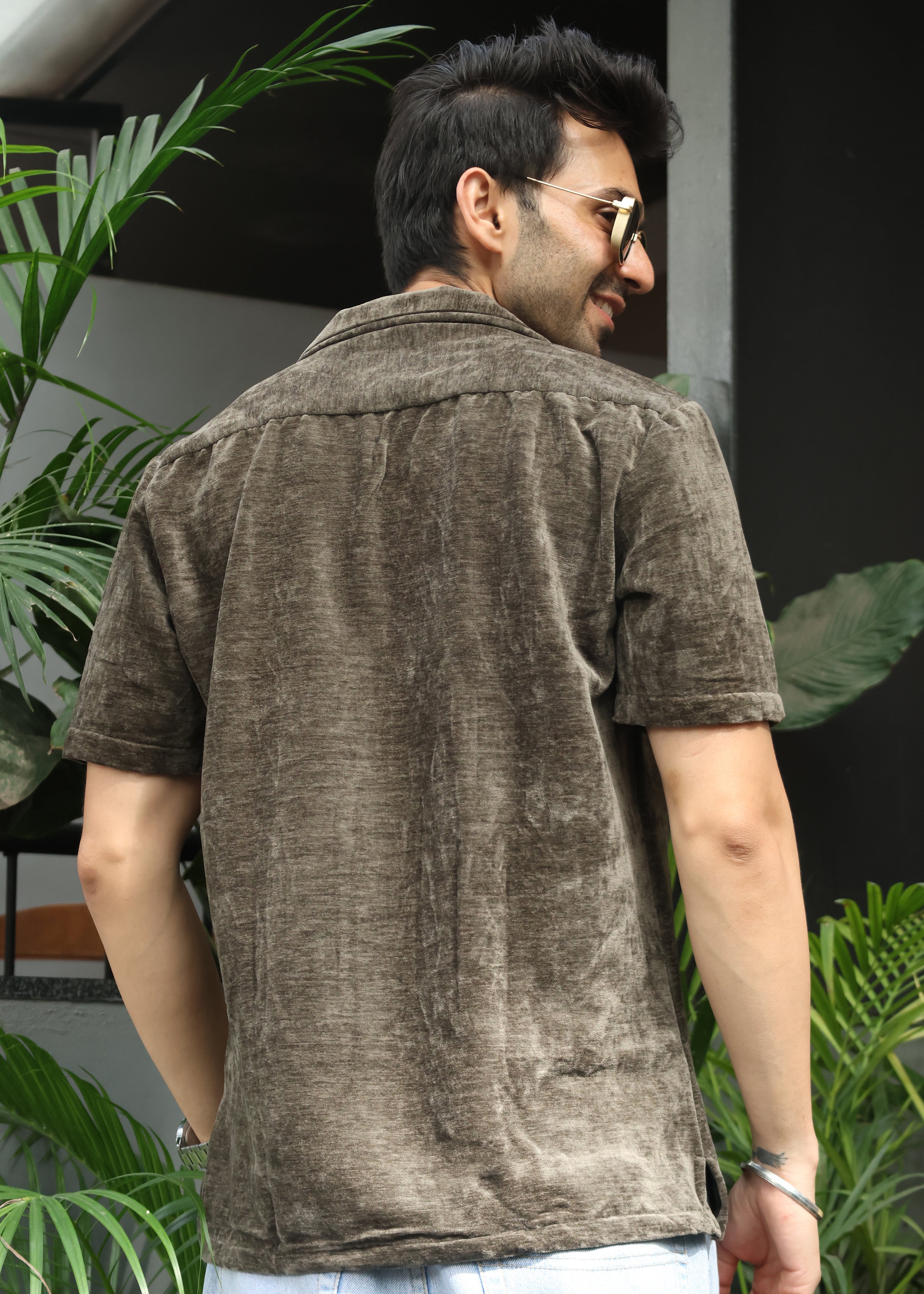 Velvet Half Sleeve Shirt - Olive - Snipes