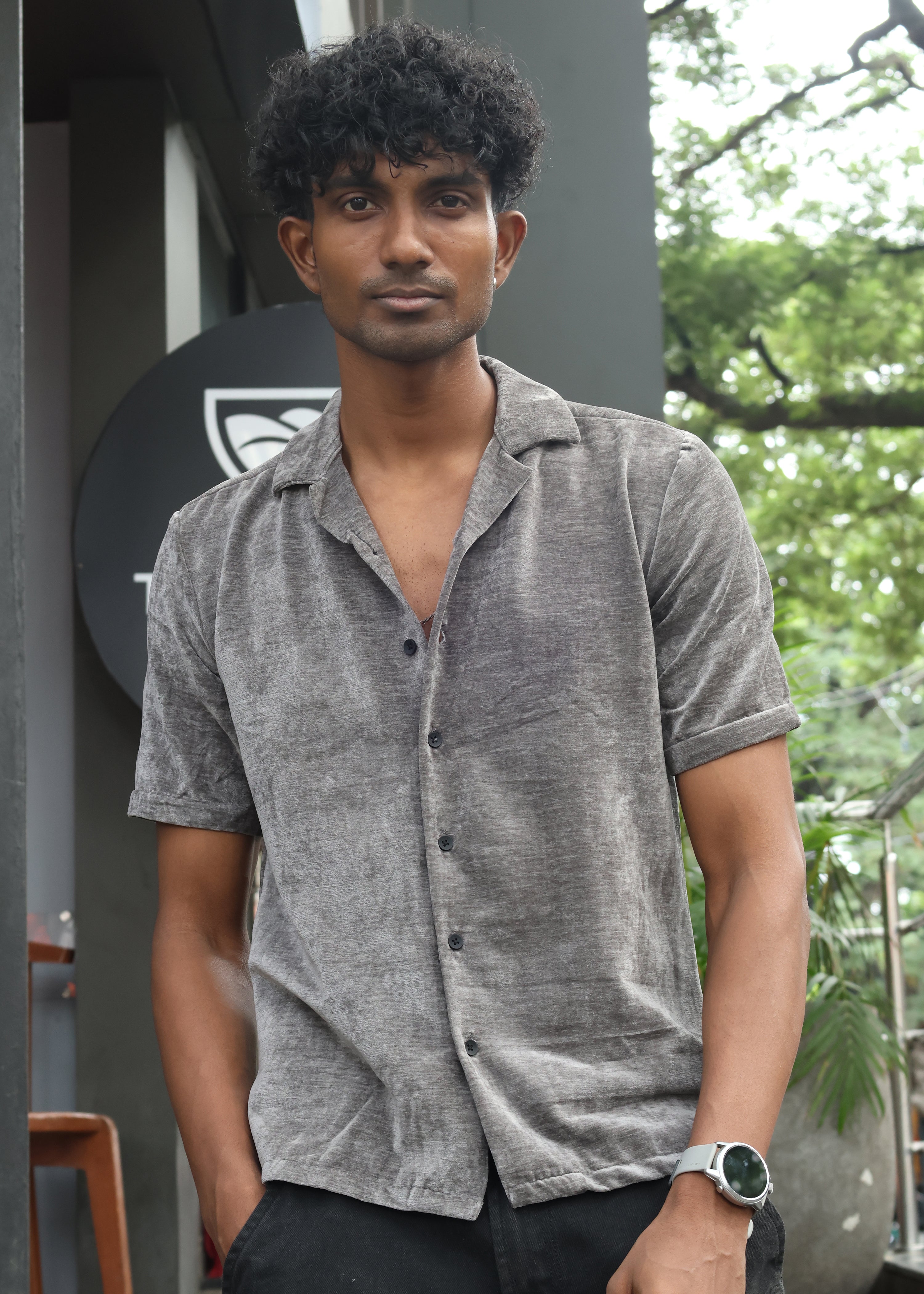 Velvet Half Sleeve Shirt - Grey - Snipes Main image