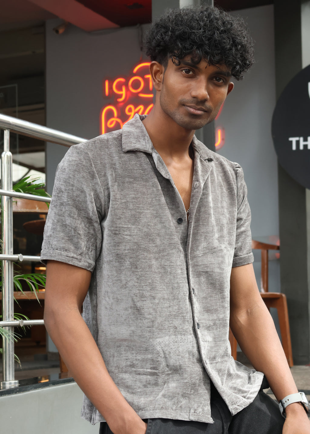 Velvet Half Sleeve Shirt - Grey - Snipes