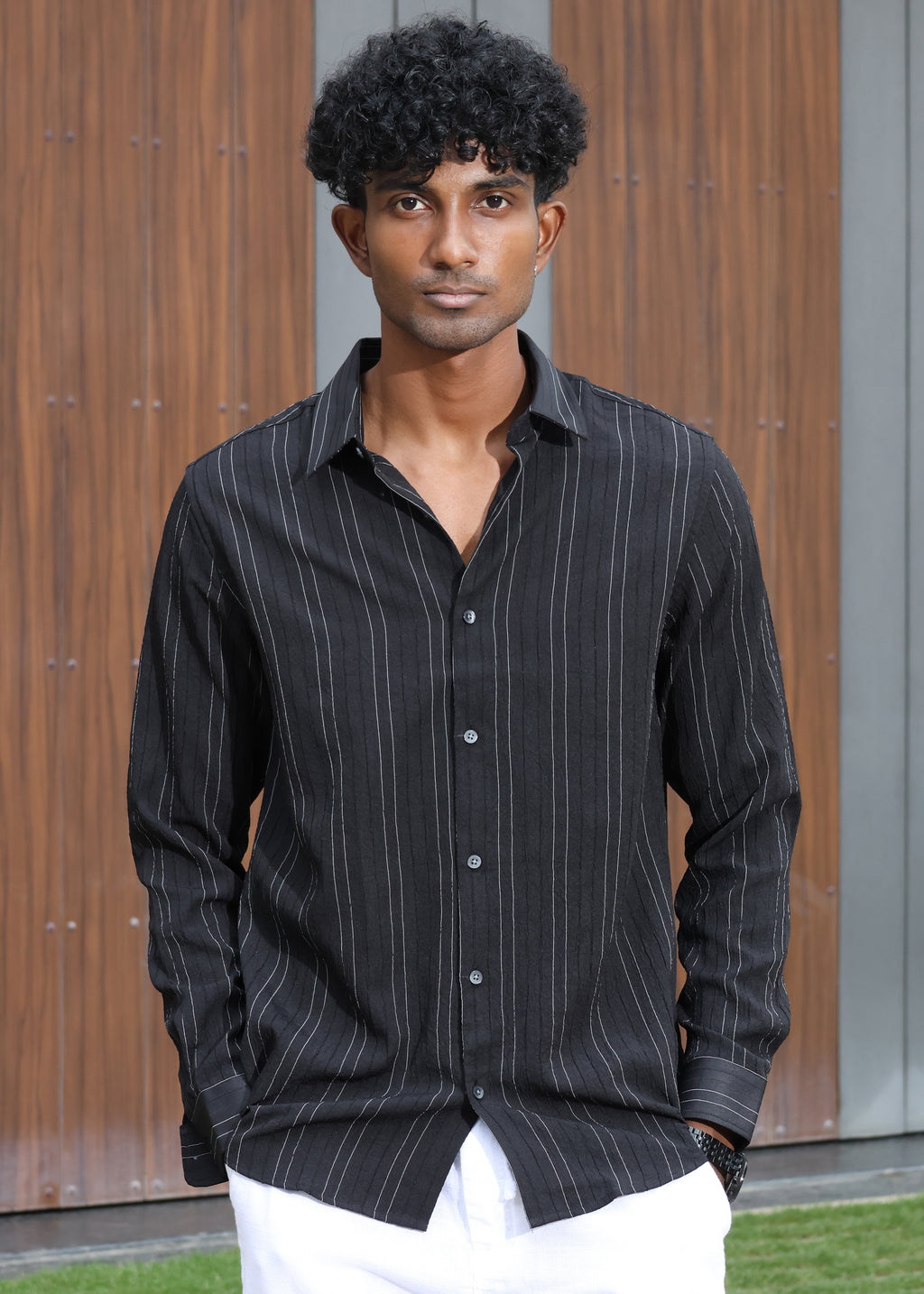 Men’s Classic Striped Casual Shirt - Black - Snipes