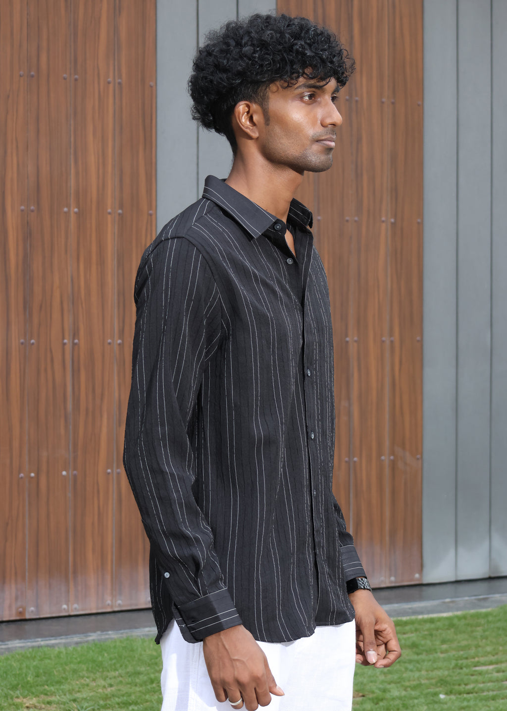 Men’s Classic Striped Casual Shirt - Black - Snipes