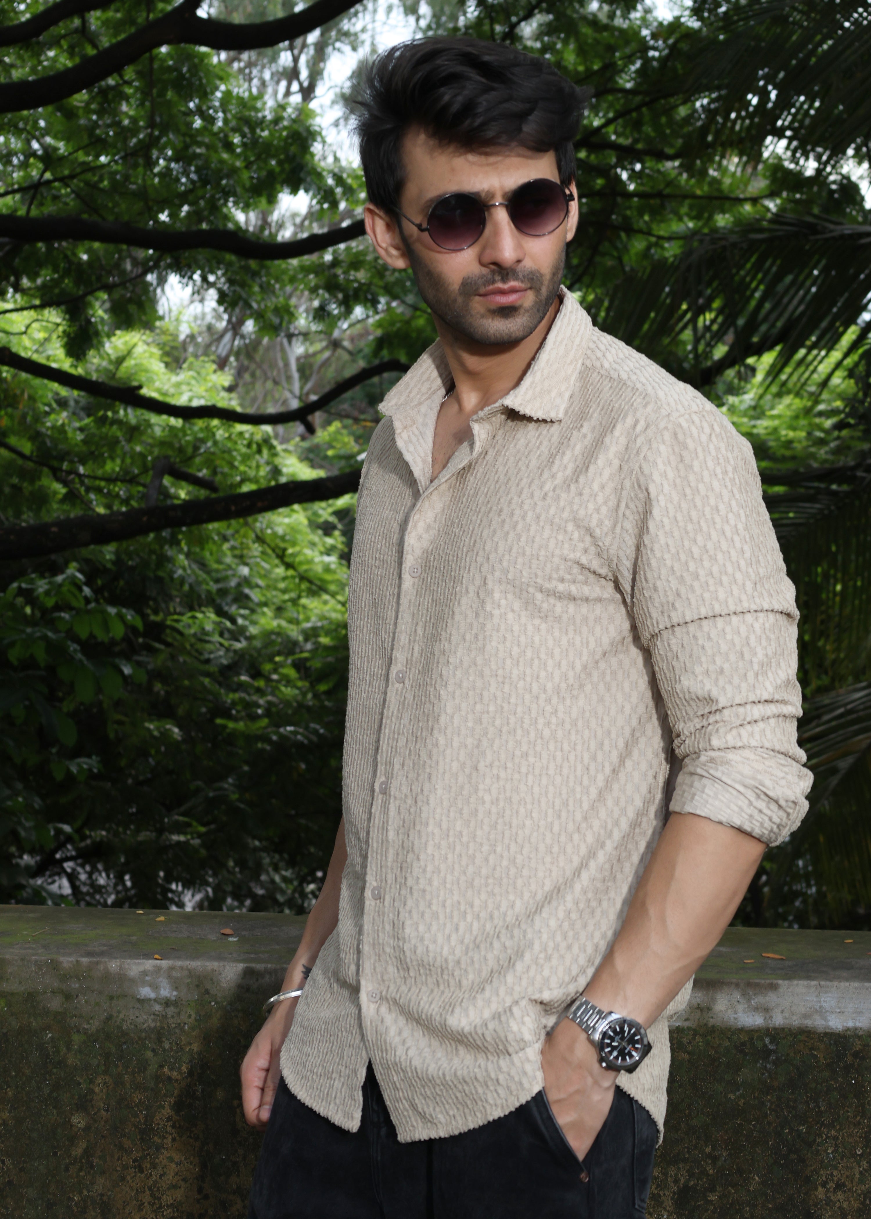 Self-Design Full-Sleeve Shirt - Sandal - Snipes