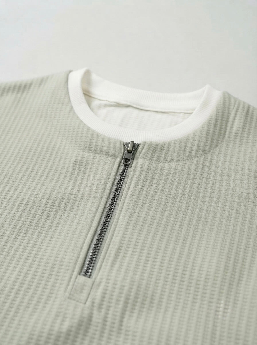 Men’s Textured Quarter-Zip Full-Sleeve Sweatshirt