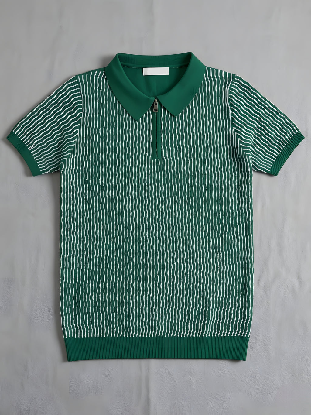 Snipes striped polo T-shirt featuring a classic collar and multicolor horizontal stripes, casual and stylish for everyday wear.