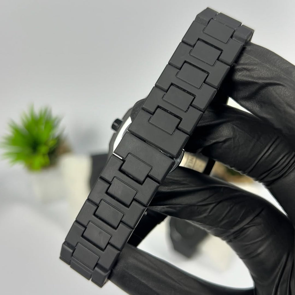 Matte Black Arabic Watch - Snipes